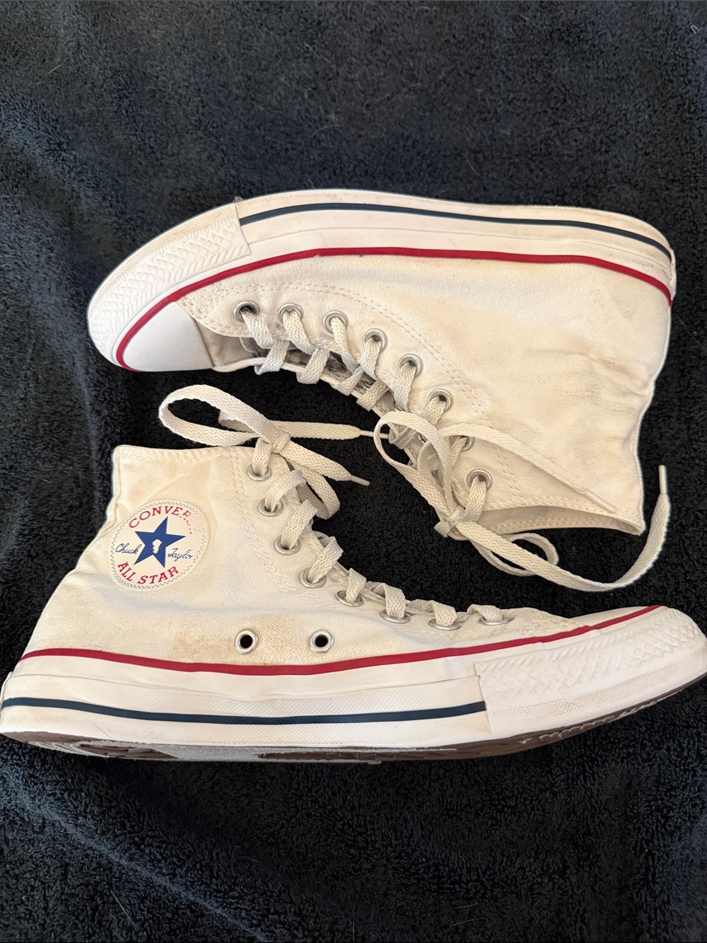 Converse High Top Chuck Taylor - Picture 5 of 6